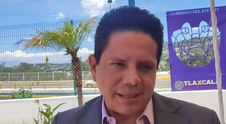 Secretaría de Medio Ambiente deja sin calcomanías cero y doble cero a centros de verificación vehicular